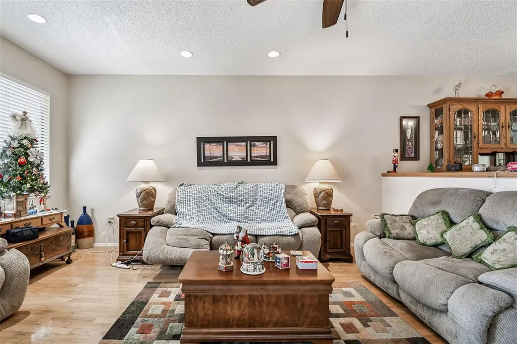 474 Lakeview Drive Palm Harbor FL 34683