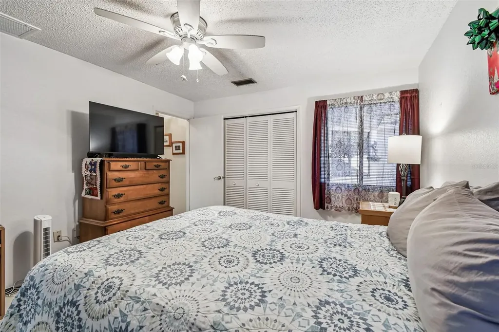 474 Lakeview Drive Palm Harbor FL 34683
