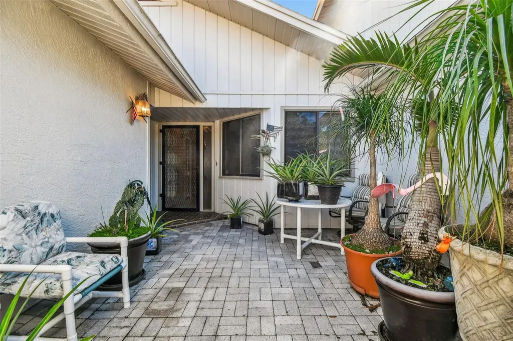 474 Lakeview Drive Palm Harbor FL 34683