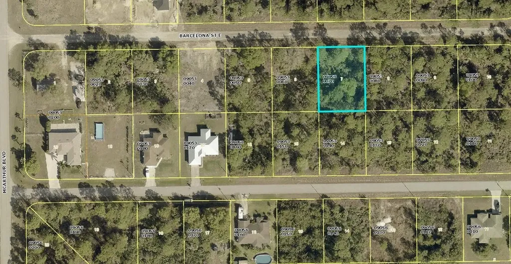 1020 Barcelona Street E Lehigh Acres FL 33974
