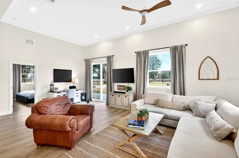 7824 NW 167th Court Morriston FL 32668