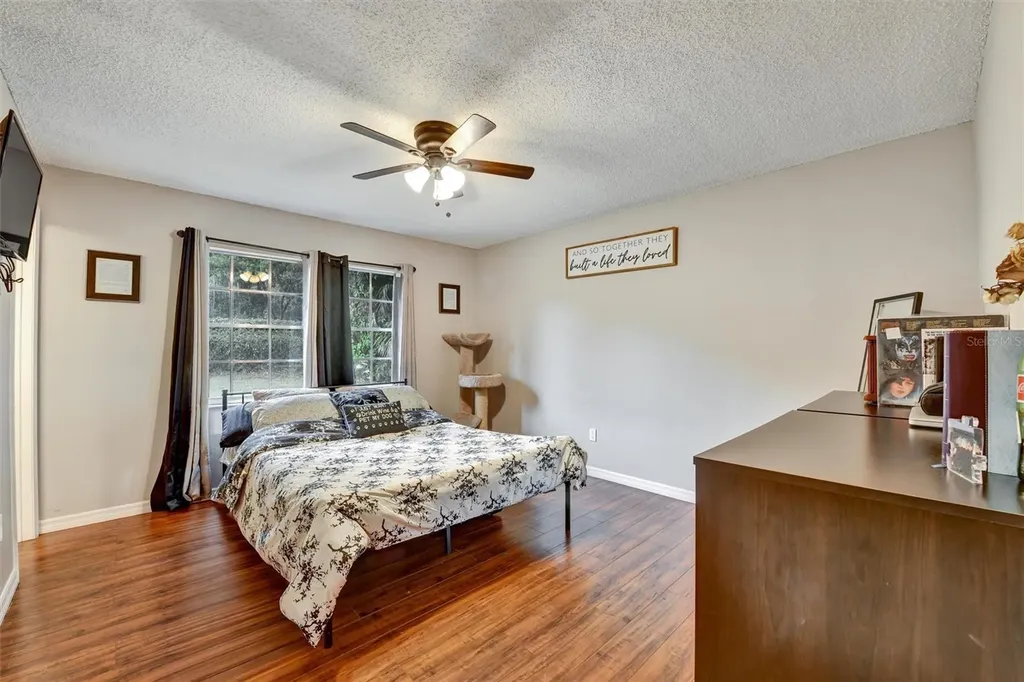 11616 Lewis Avenue Thonotosassa FL 33592