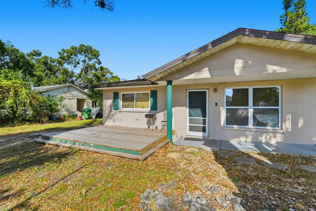 1619 Suponic Avenue Sarasota FL 34243