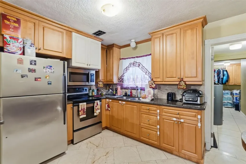 1619 Suponic Avenue Sarasota FL 34243