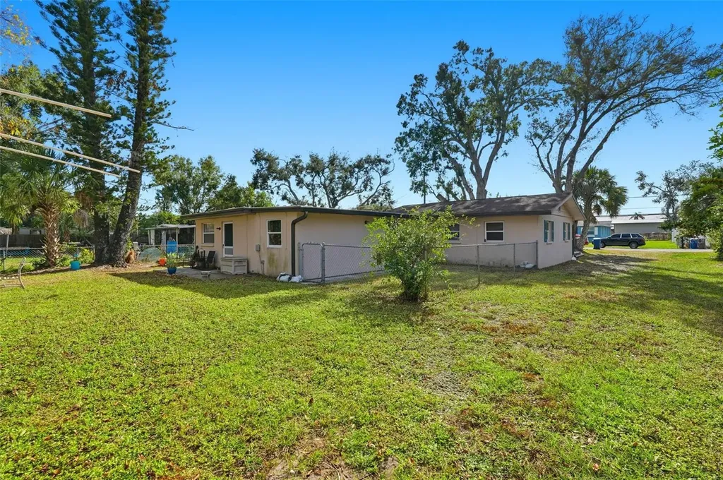 1619 Suponic Avenue Sarasota FL 34243