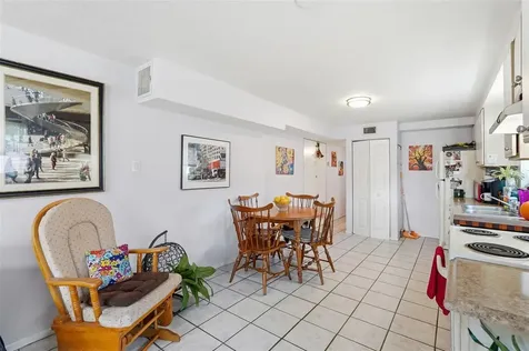 1619 Suponic Avenue Sarasota FL 34243