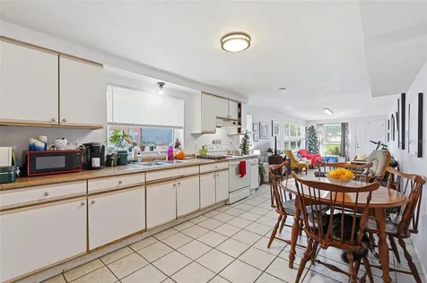 1619 Suponic Avenue Sarasota FL 34243