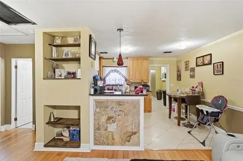 1619 Suponic Avenue Sarasota FL 34243