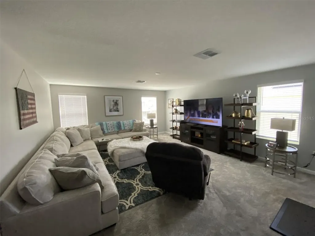 5686 Alenlon Way Mount Dora FL 32757