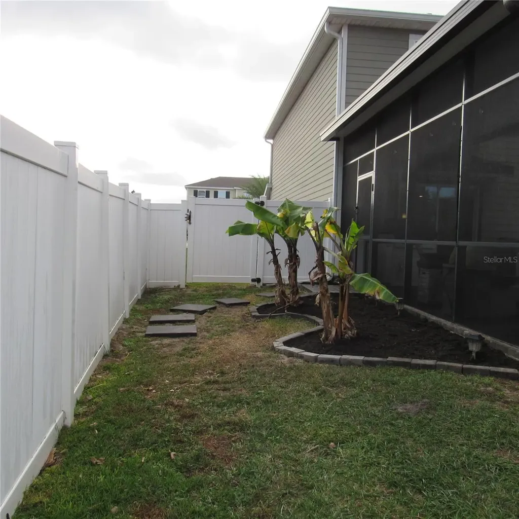 5686 Alenlon Way Mount Dora FL 32757