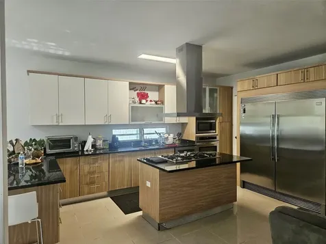 H 11 Caguas Real, Torres Del Oro Caguas PR 00725