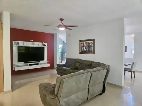 H 11 Caguas Real, Torres Del Oro Caguas PR 00725