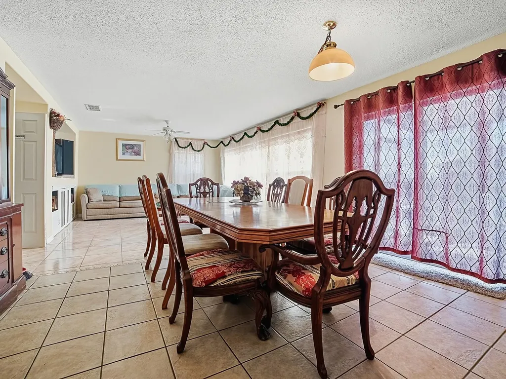4547 Ashtubula Court Orlando FL 32818