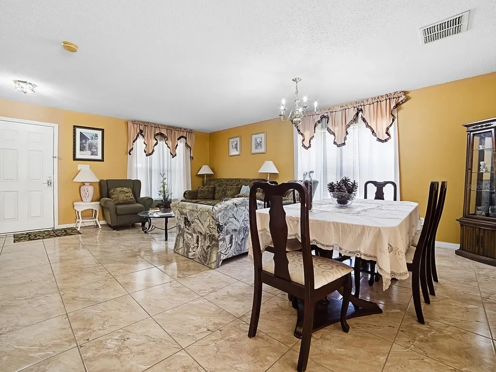 4547 Ashtubula Court Orlando FL 32818