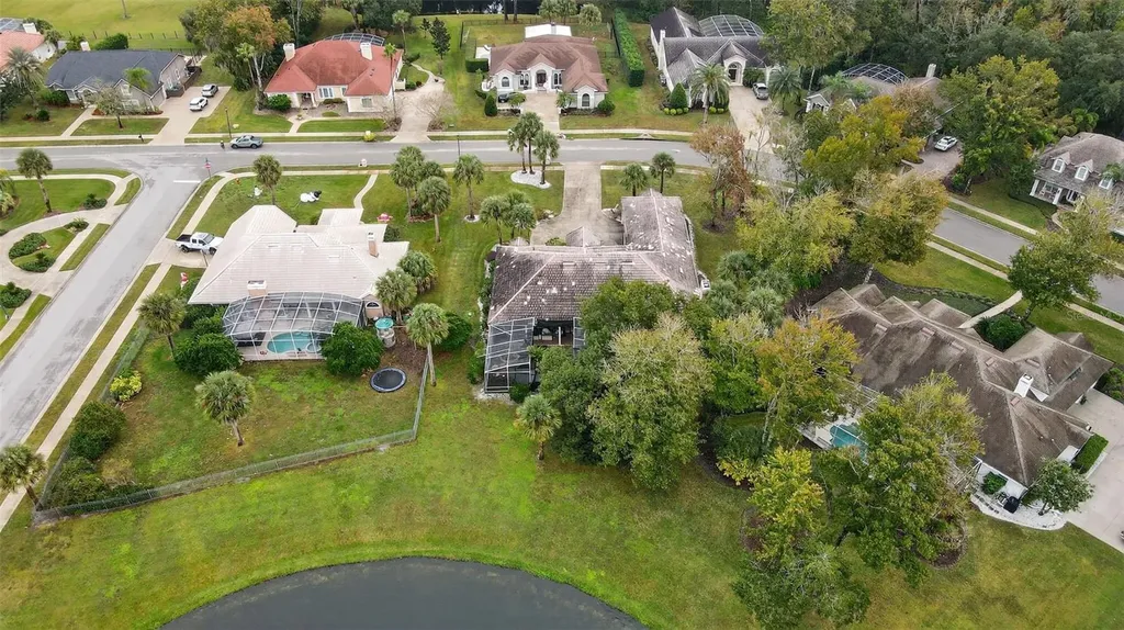 218 Leslie Lane Lake Mary FL 32746