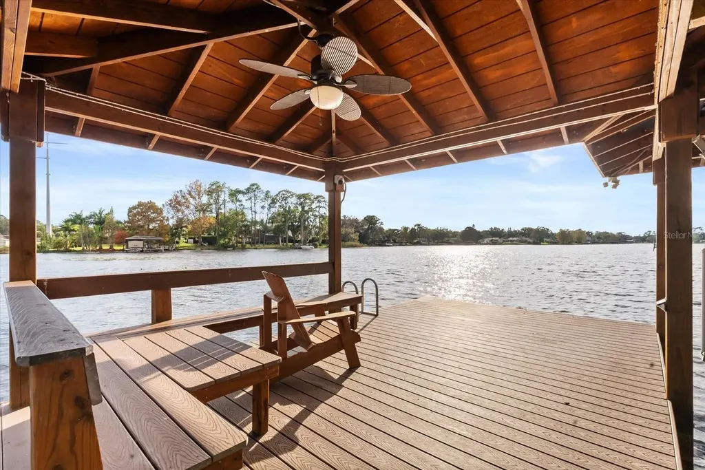 4512 Bridgewater Drive Orlando FL 32817