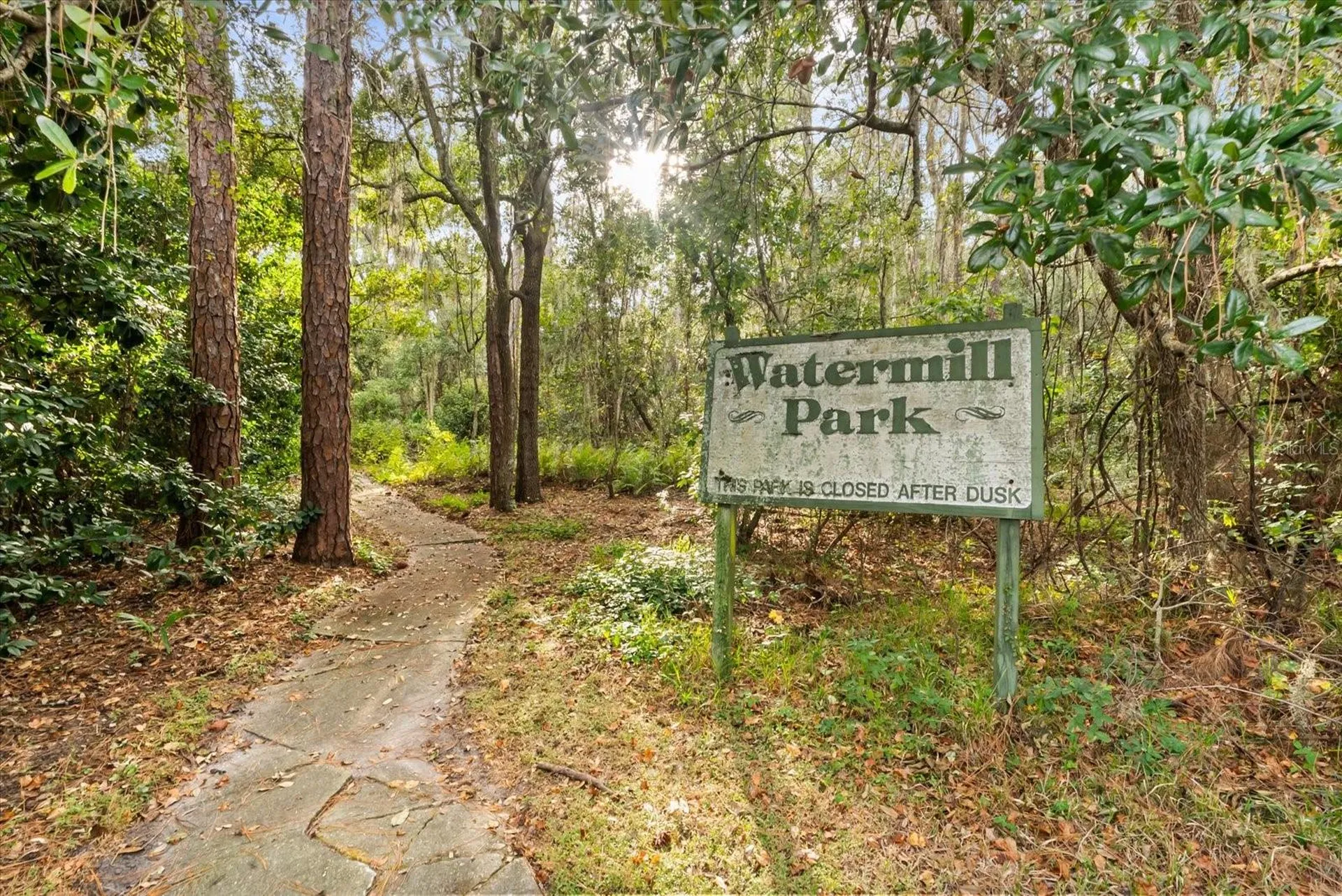 4512 Bridgewater Drive Orlando FL 32817