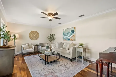4512 Bridgewater Drive Orlando FL 32817