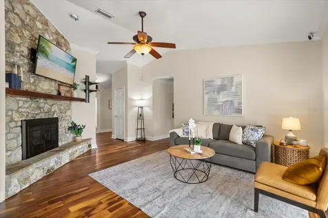 4512 Bridgewater Drive Orlando FL 32817