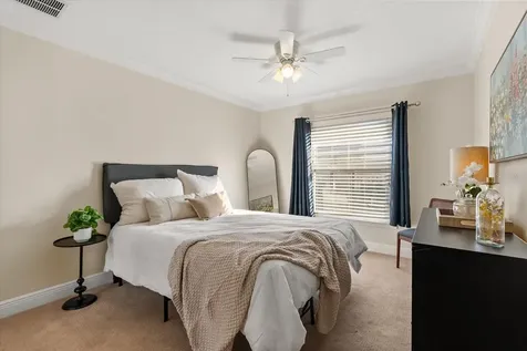 4512 Bridgewater Drive Orlando FL 32817