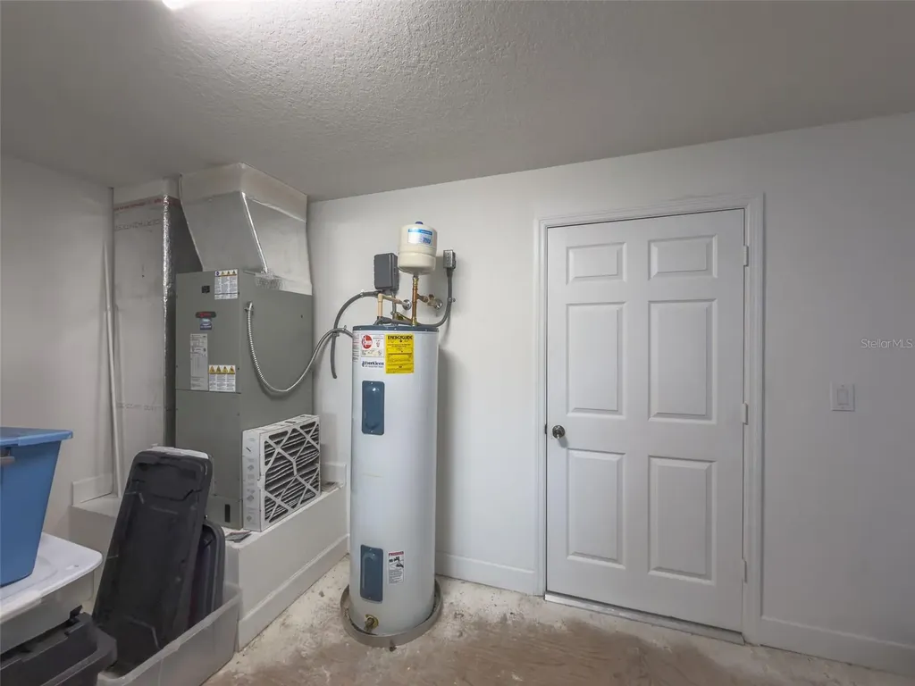 4236 Hield Palm Bay FL 32907