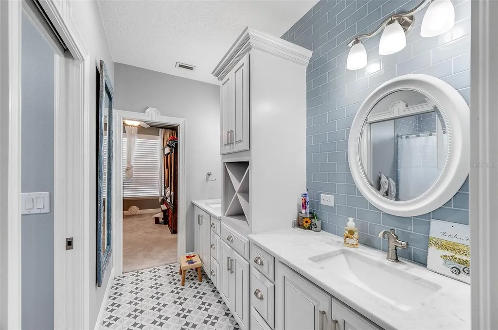 4236 Hield Palm Bay FL 32907