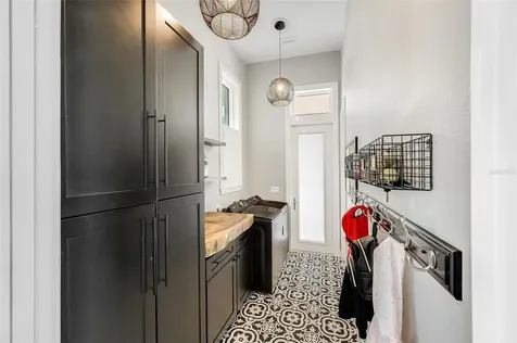 4236 Hield Palm Bay FL 32907