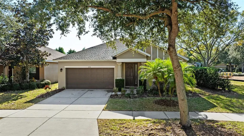 2918 Winglewood Circle Lutz FL 33558