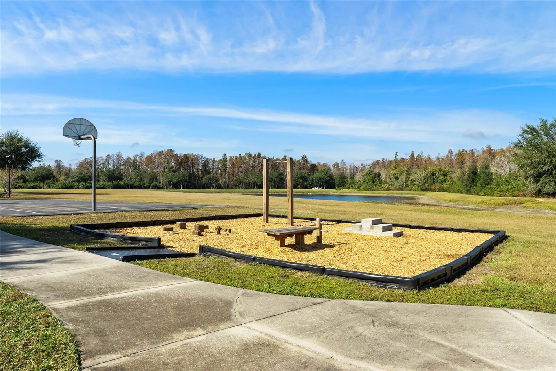 2918 Winglewood Circle Lutz FL 33558