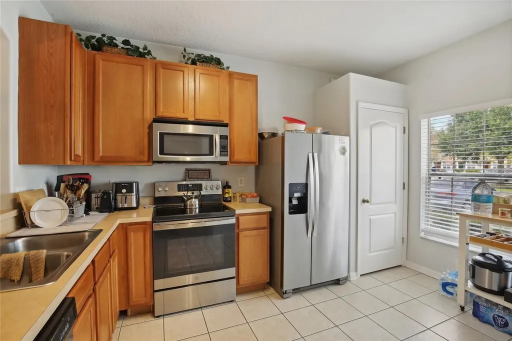 30352 Elderwood Drive Wesley Chapel FL 33543