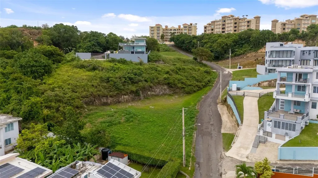 Carr. 107 Int.bo.borinquen Aguadilla PR 00603