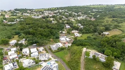 Carr. 107 Int.bo.borinquen Aguadilla PR 00603