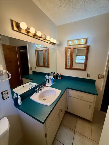 23915 NE State Road 26 Melrose FL 32666