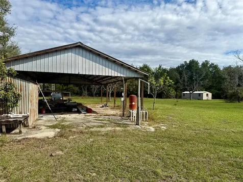 23915 NE State Road 26 Melrose FL 32666