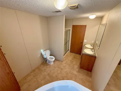 23915 NE State Road 26 Melrose FL 32666