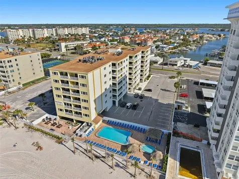 17450 Gulf Boulevard Redington Shores FL 33708