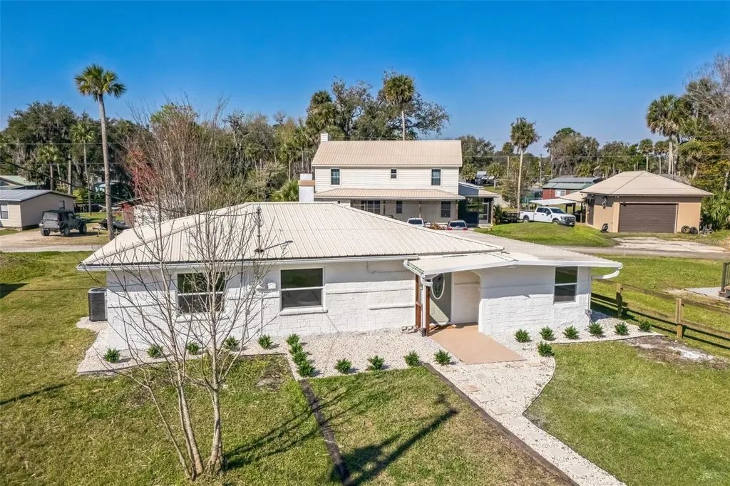 9400 NE 307th Court Fort Mc Coy FL 32134