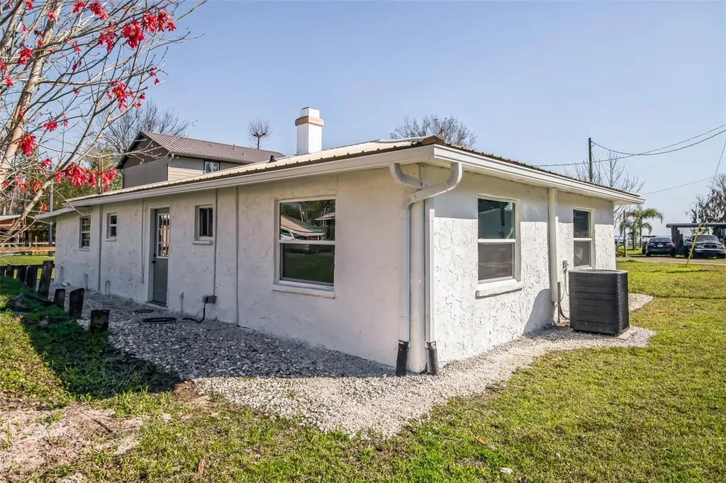 9400 NE 307th Court Fort Mc Coy FL 32134