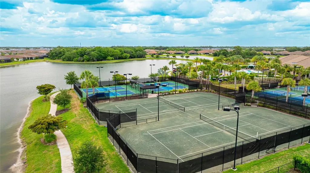 10414 Inglenook Terrace Palmetto FL 34221