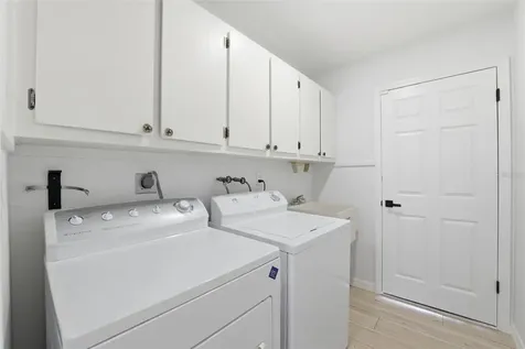 8025 San Fernando Drive Port Richey FL 34668