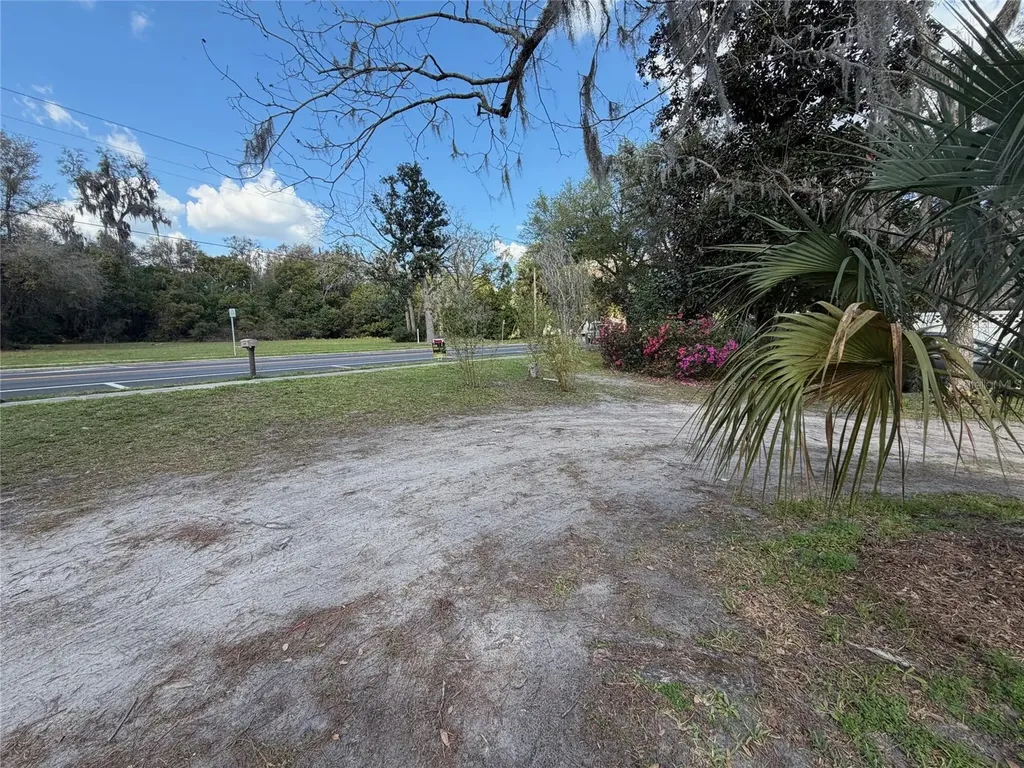 25327 NE State Road 26 Melrose FL 32666