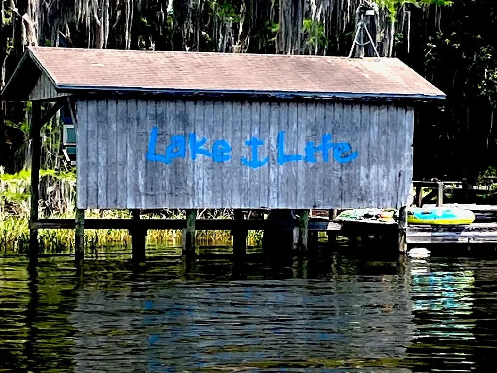 25327 NE State Road 26 Melrose FL 32666