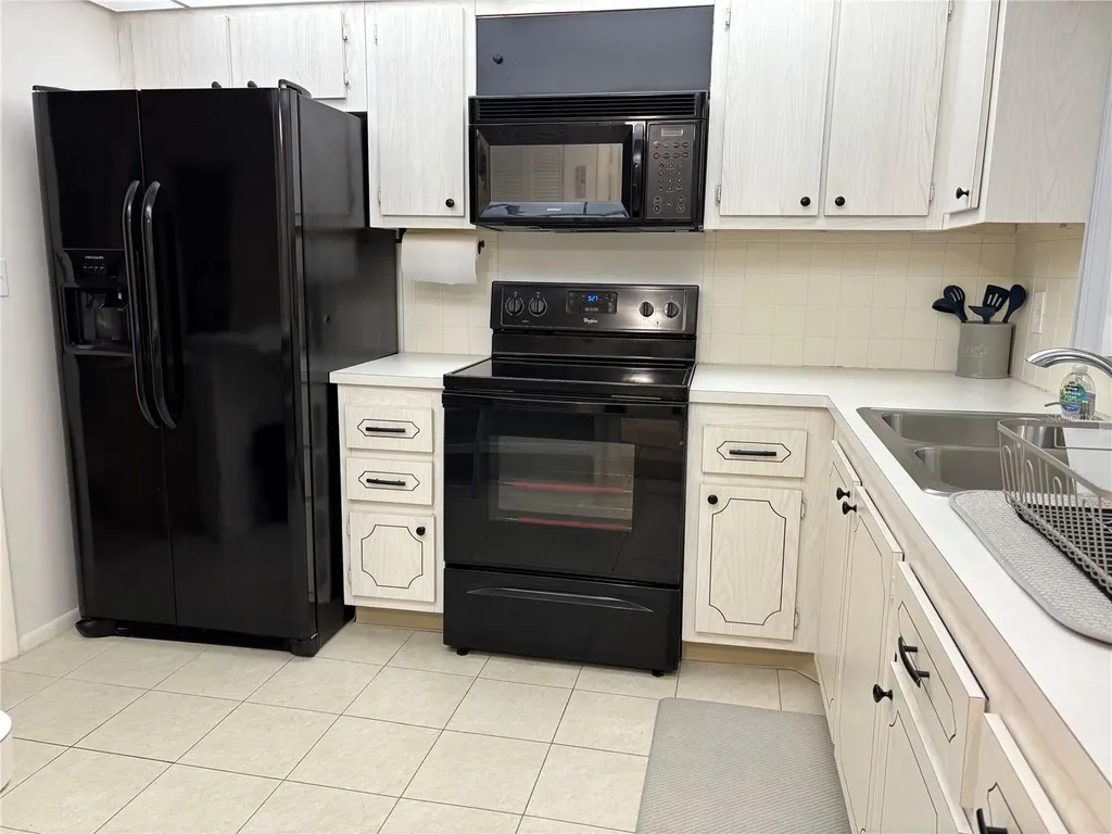 4750 Cove Circle St Petersburg FL 33708