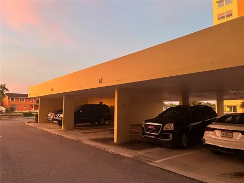 4750 Cove Circle St Petersburg FL 33708