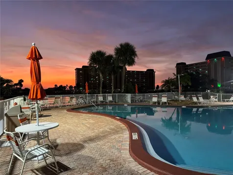 4750 Cove Circle St Petersburg FL 33708