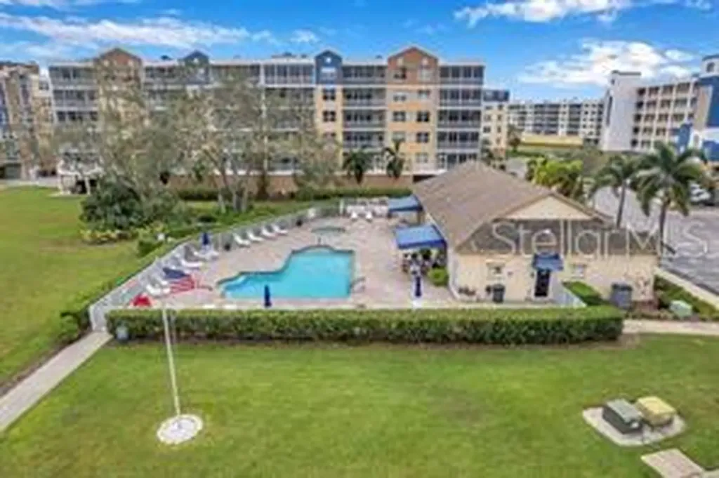 960 Starkey Road Largo FL 33771