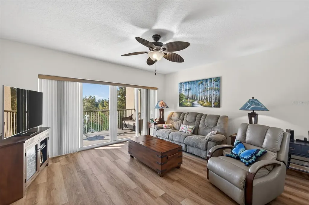 960 Starkey Road Largo FL 33771