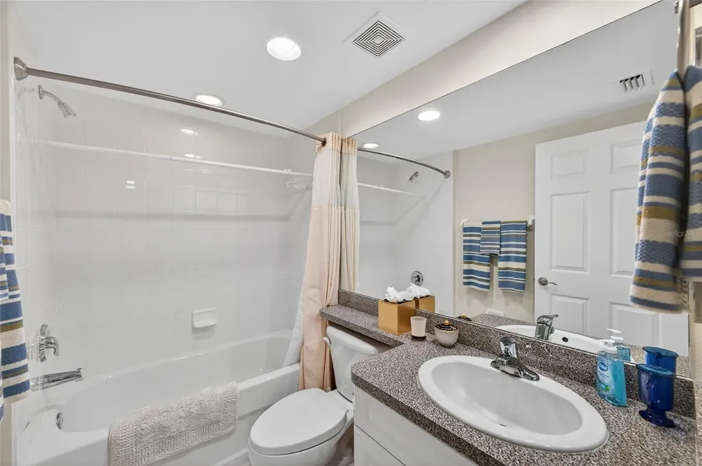 960 Starkey Road Largo FL 33771