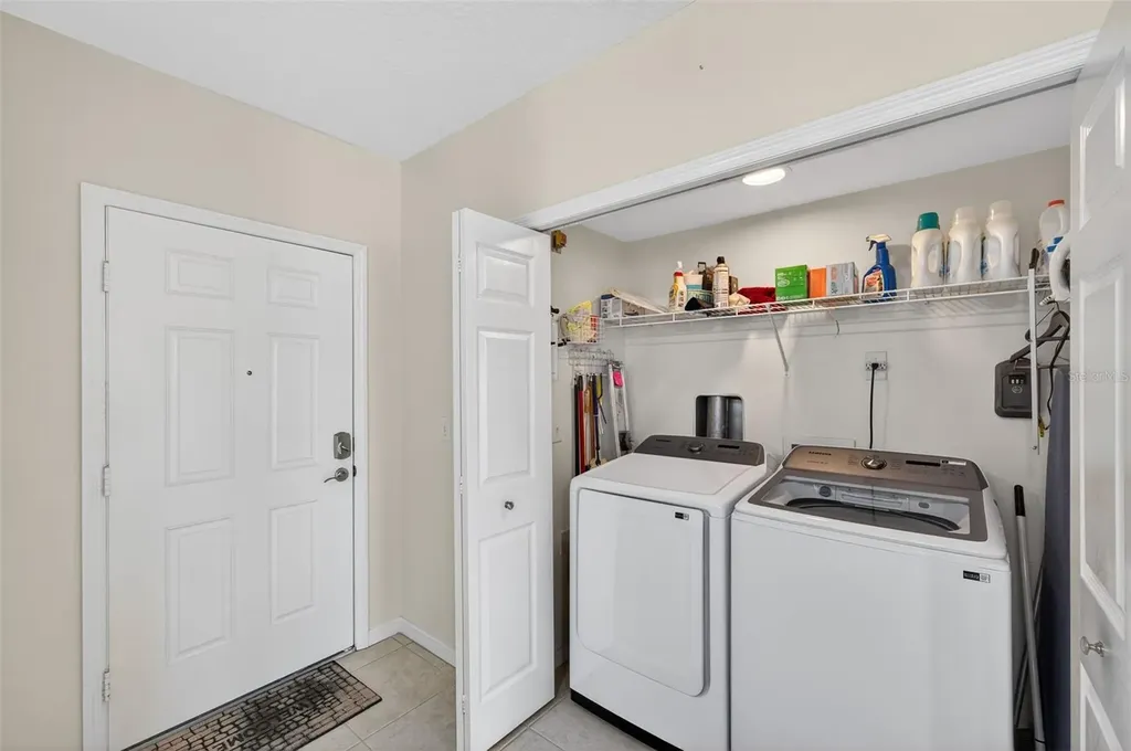 960 Starkey Road Largo FL 33771