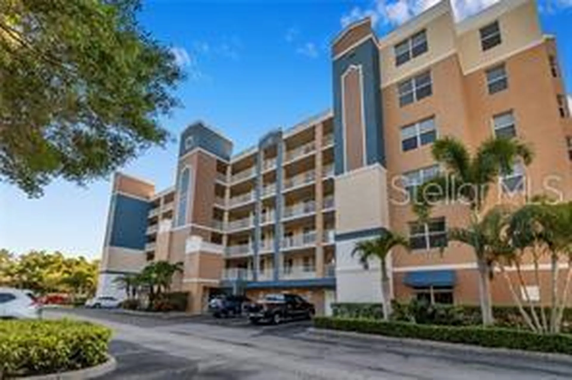 960 Starkey Road Largo FL 33771